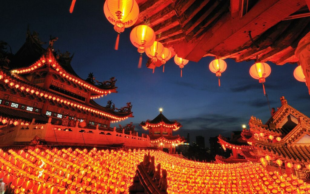 Vibrant Chinese Lanterns: Nighttime Architecture Wallpaper Background