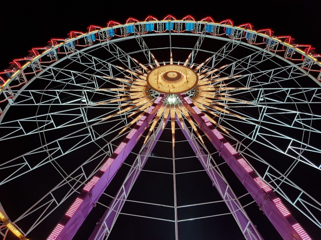 Stunning Night Ferris Wheel Wallpaper with Vibrant Lights