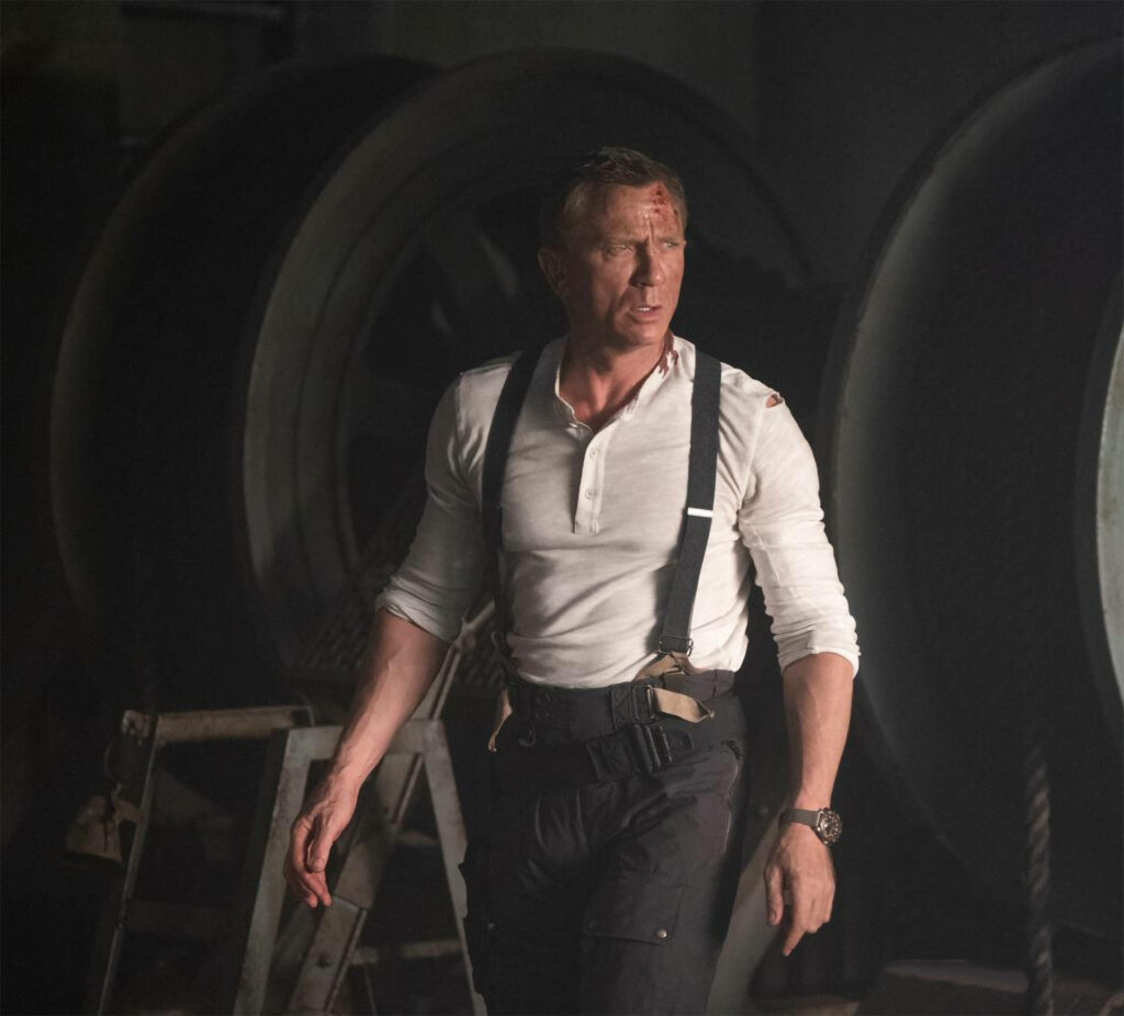 Intense No Time To Die 007 Wallpaper: Iconic James Bond in Action