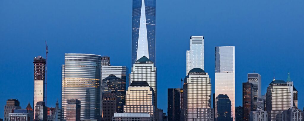Stunning One World Trade Center Wallpaper Against Evening Sky
