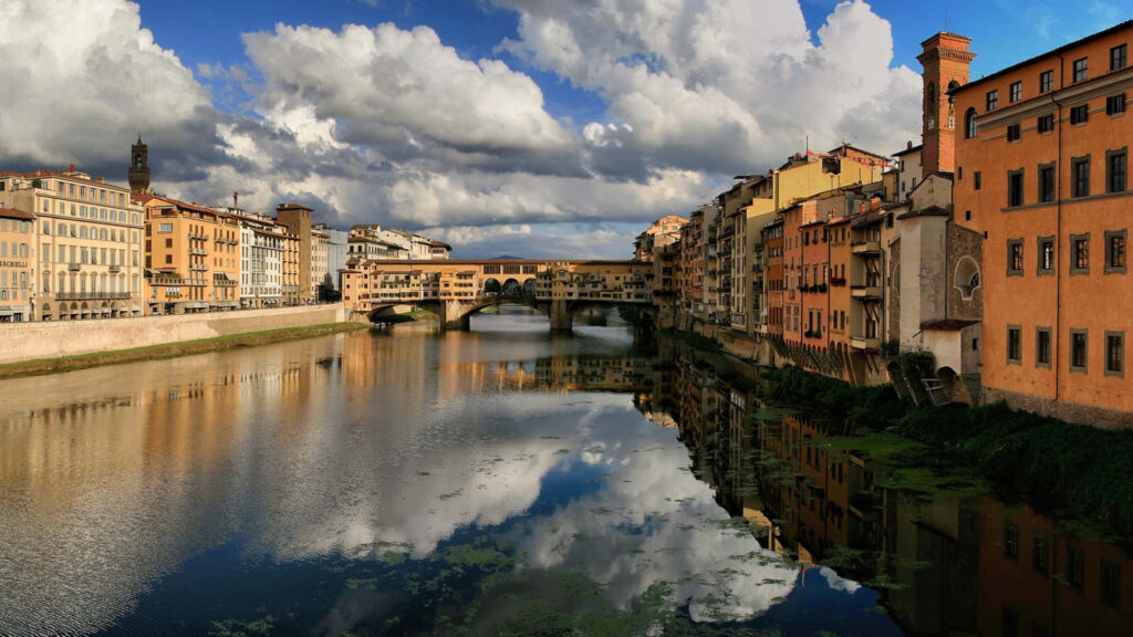 Stunning Ponte Vecchio Wallpaper: Historic Architecture Reflection