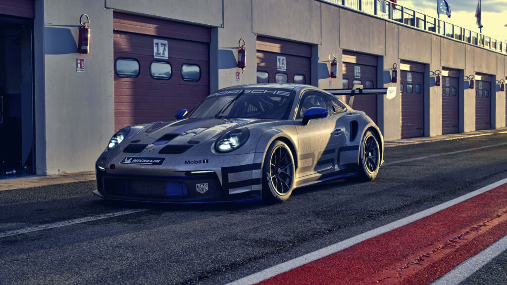 Porsche 911 GT3 RS Wallpaper: Sophisticated Racing Aesthetics