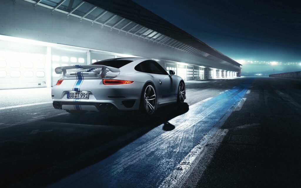 Stunning Porsche 911 Turbo Wallpaper - Sleek Racetrack View