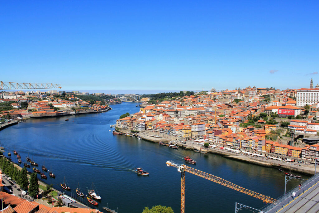 Stunning Porto View: Douro River, Architecture & Culture Wallpaper