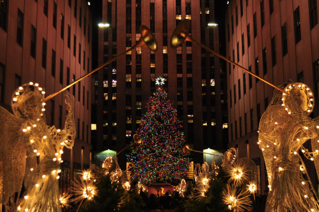 Stunning Rockefeller Plaza Christmas Tree Night View Wallpaper