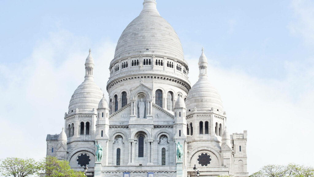 Stunning Sacre Coeur Basilica Domes Wallpaper Background