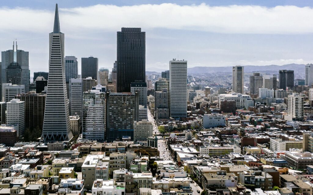 Stunning San Francisco Cityscape Wallpaper: Iconic Skyline Panorama