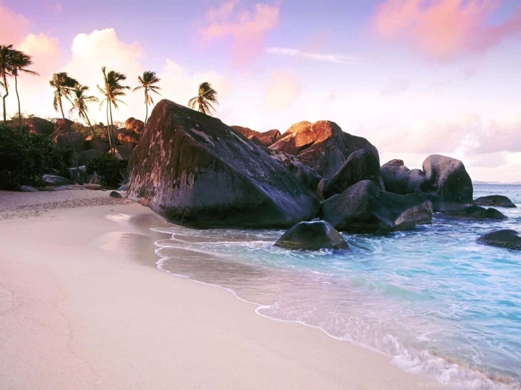 Seychelles Beach Paradise Wallpaper: Turquoise Waters & Sunset Sky