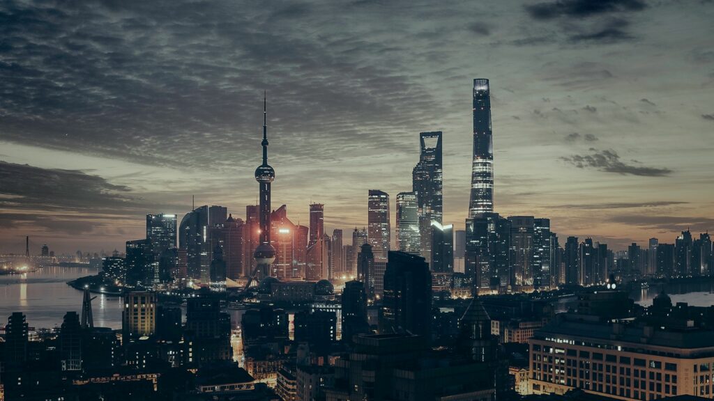 Stunning Shanghai Nighttime Wallpaper: Iconic Skyscrapers & Urban Energy