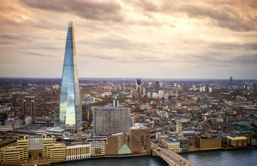 Stunning London Skyline Wallpaper: The Shard Under Clouds