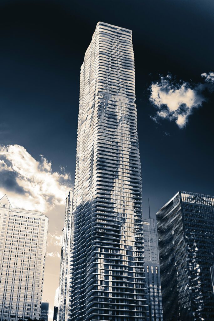 Stunning Skyscraper Wallpaper: Elegant Urban Architecture Design