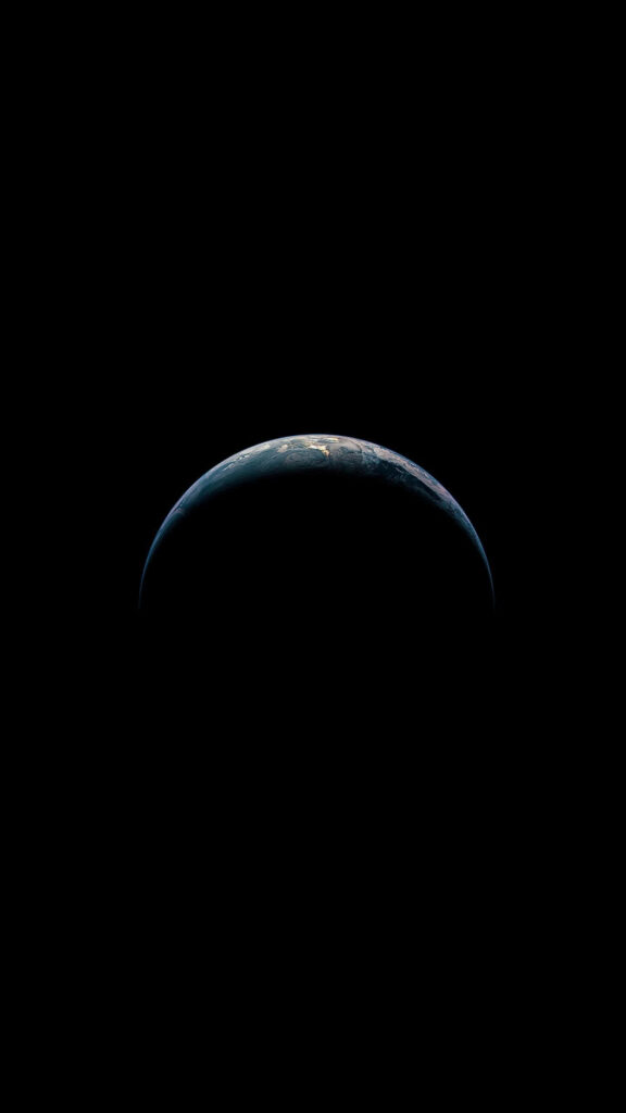 Stunning Solar Eclipse Wallpaper: Awe-Inspiring Space Scene