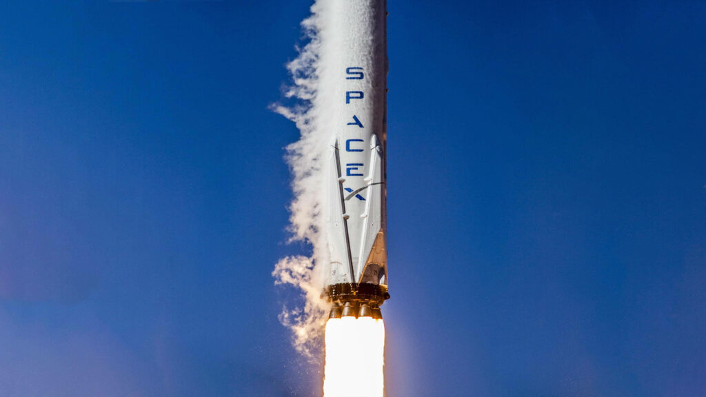 Stunning SpaceX Falcon 9 Rocket Launch Wallpaper Background