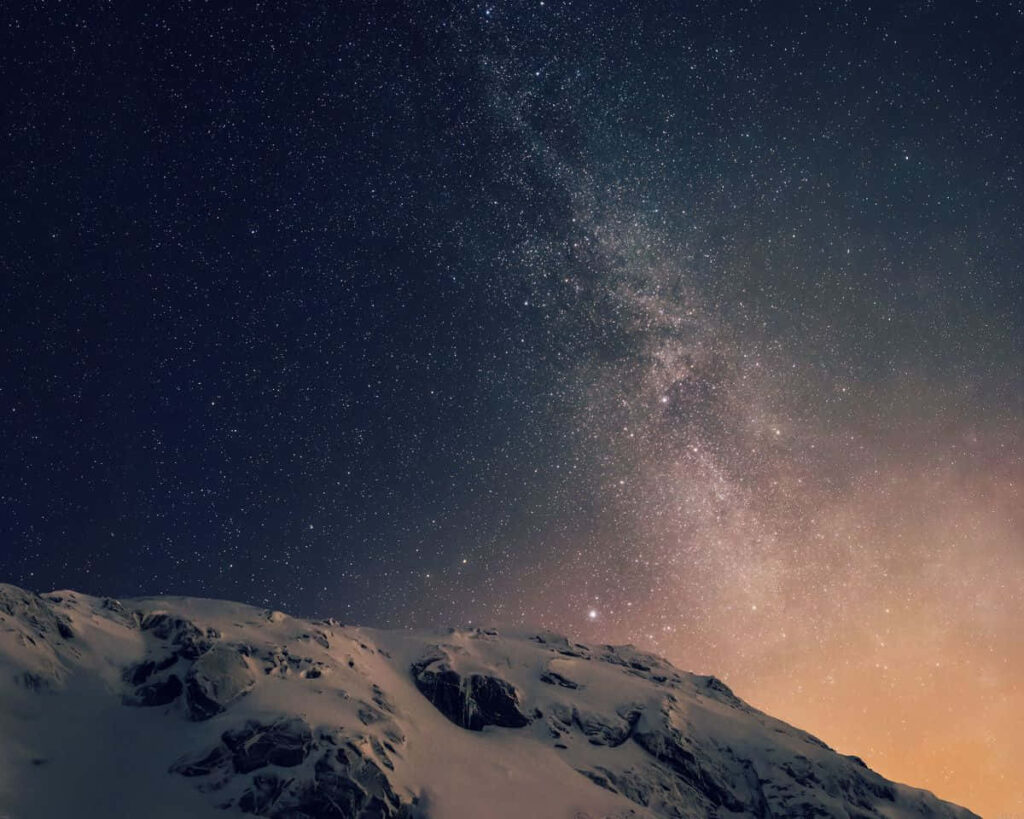 Starry Night Splendor: Nexus 6 Wallpaper Showcase