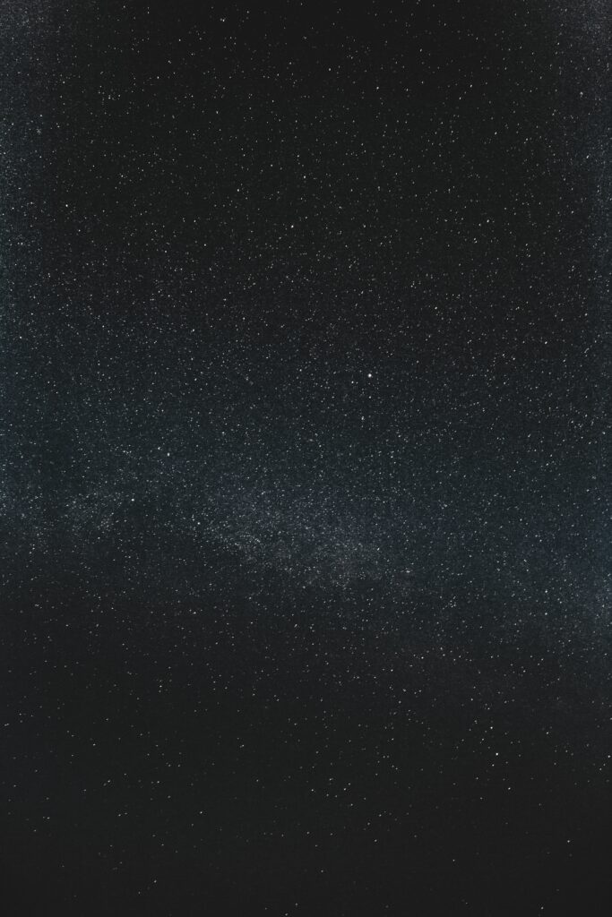 Stunning Starry Sky Wallpaper - Serene Space-Themed Background