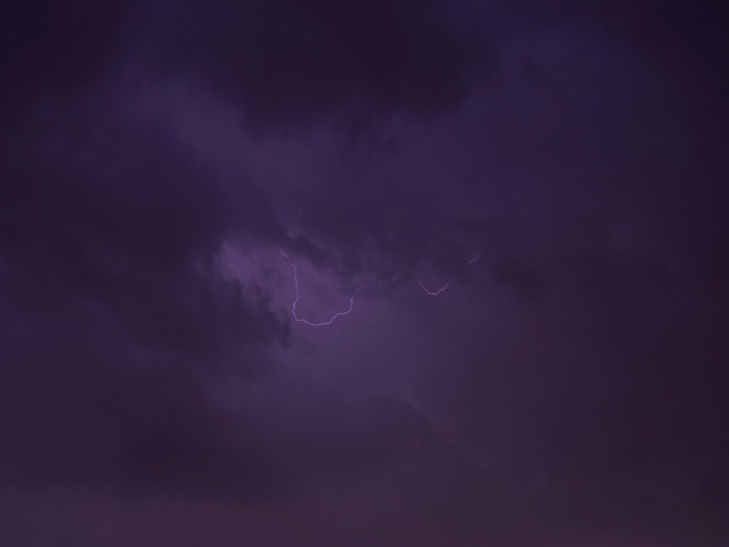 Stunning Stormy Sky Wallpaper: Lightning Strikes Dark Clouds