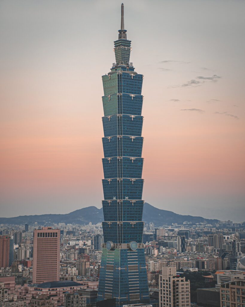 Stunning Taipei 101 Wallpaper: Aerial View at Sunset