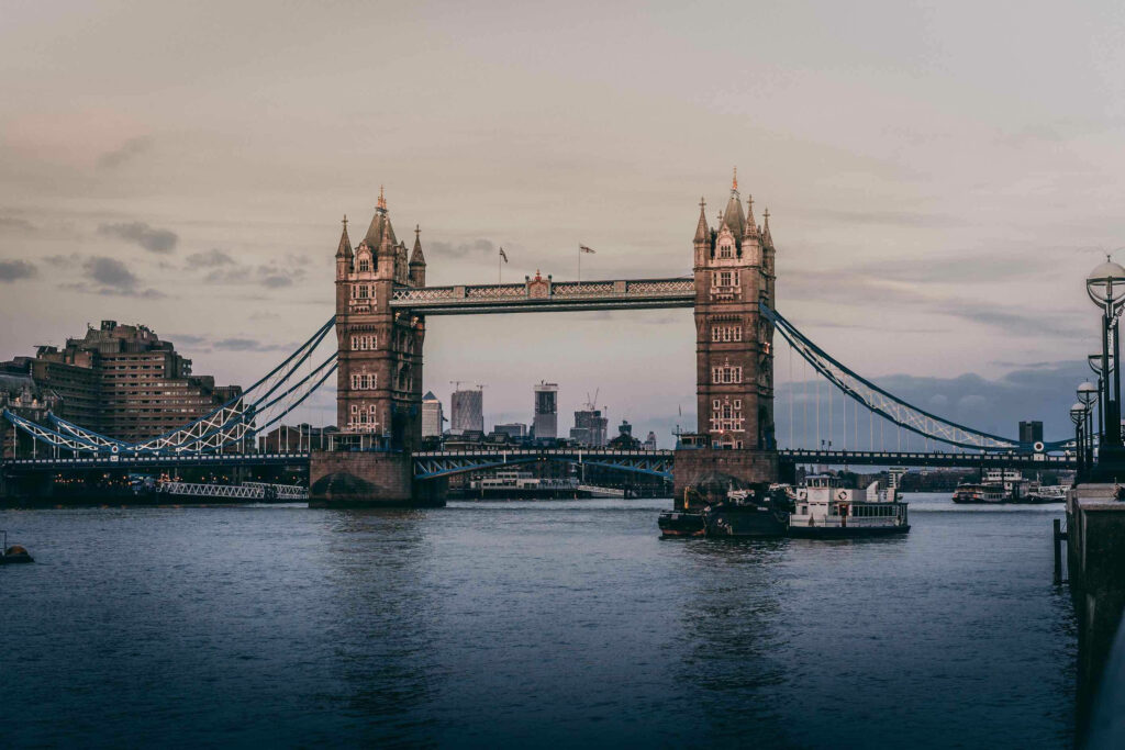 Stunning London Tower Bridge Wallpaper: Serene River & Historic Charm