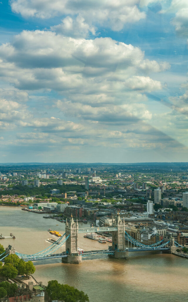 London Tower Bridge Wallpaper: Stunning Urban Landscape Background
