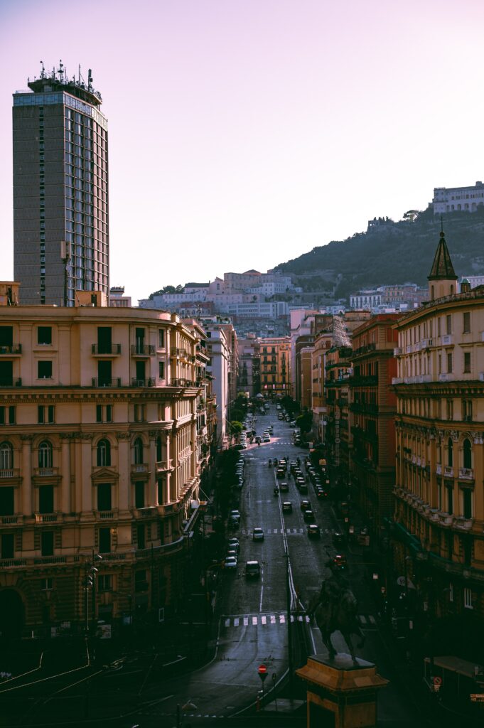 Stunning Aerial Urban Cityscape Wallpaper: Serene Lighting & Architecture