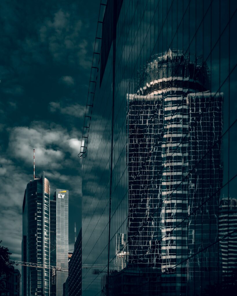 Stunning Urban Cityscape Wallpaper: Reflective Skyscrapers Background