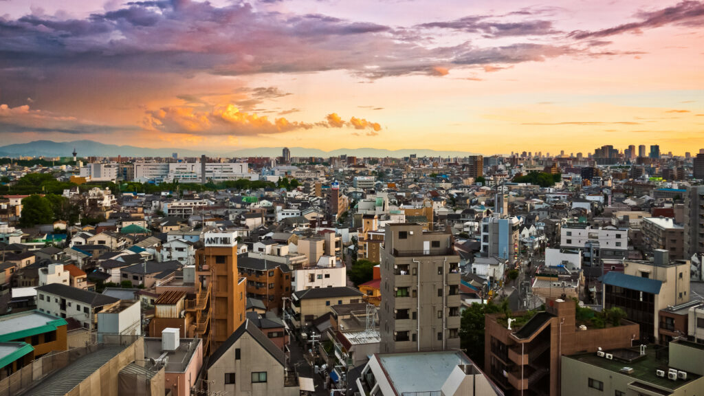 Stunning Urban Landscape Wallpaper: Modern & Traditional Architecture at Sunset