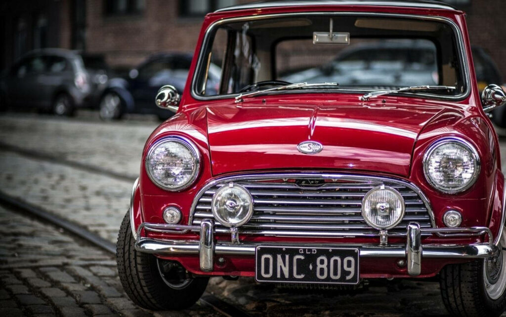 Stunning Classic Red Mini Cooper S Wallpaper: Vintage Charm Redefined