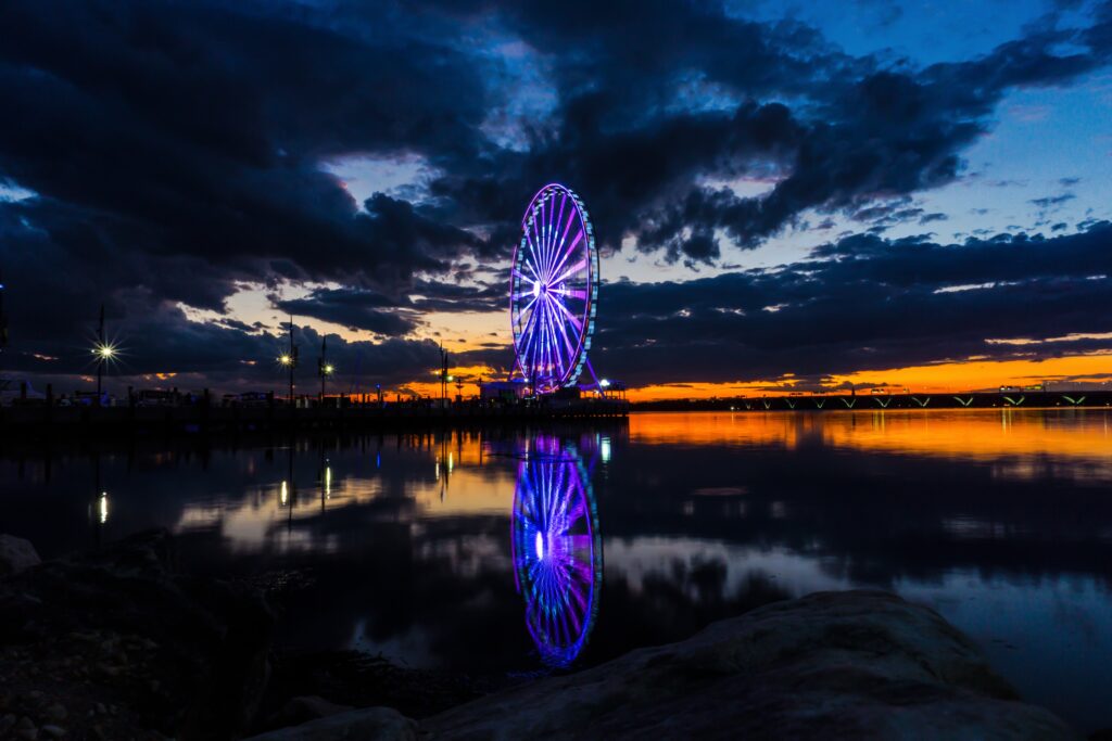 Stunning Ferris Wheel Night Wallpaper: Washington Sunset Reflection