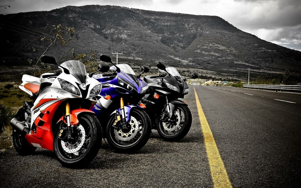 Stunning Yamaha YZF-R6 Bikes: Scenic Mountain Road Wallpaper