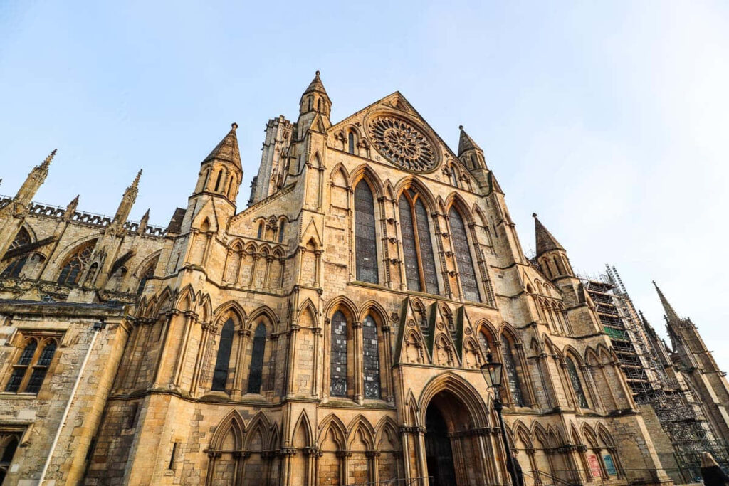 Stunning York Minster Cathedral Wallpaper: Grand Architecture & Details