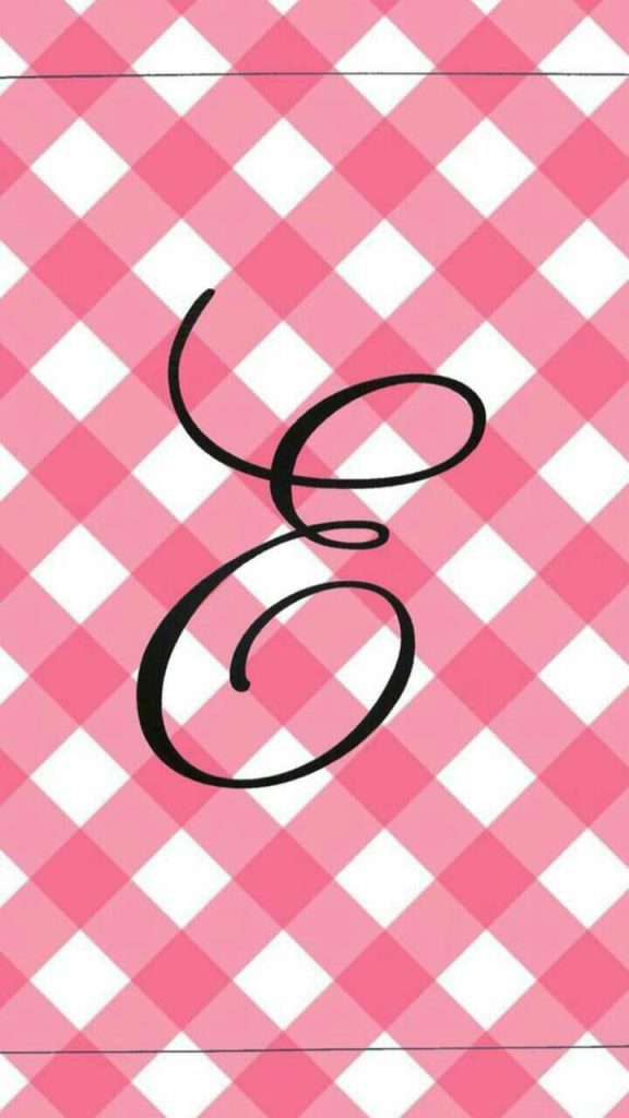Stylish black cursive E on pink and white diagonal checkered wallpaper background minimalist design
