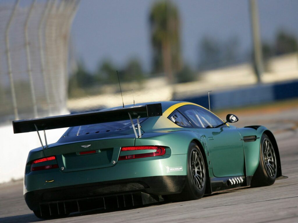 2005 Aston Martin DBR9 Rear View: Sleek Racing Car Wallpaper