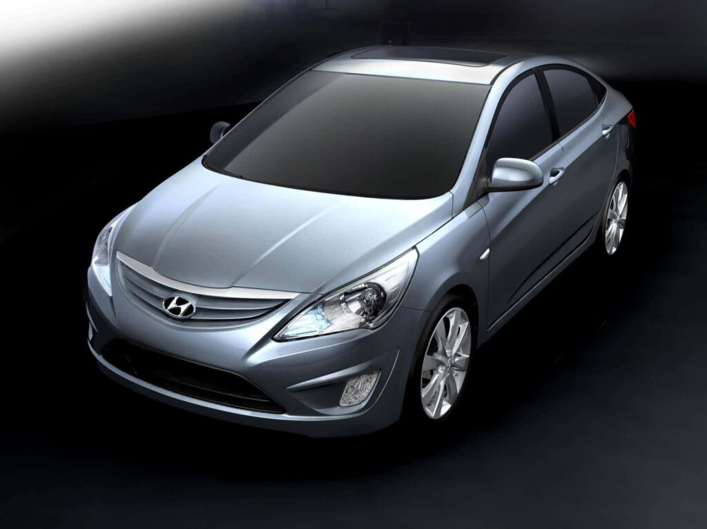 Stylish Hyundai Wallpaper: Sleek Design & Aerodynamic Curves