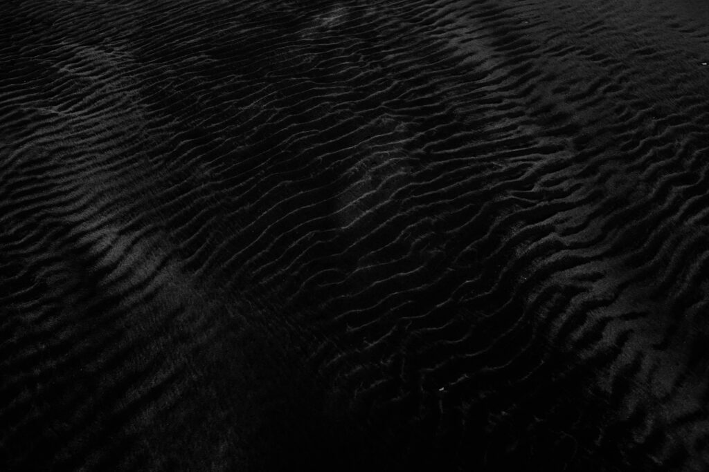 Intricate Textured Black Wallpaper - 6000x4000 Depth & Dimension