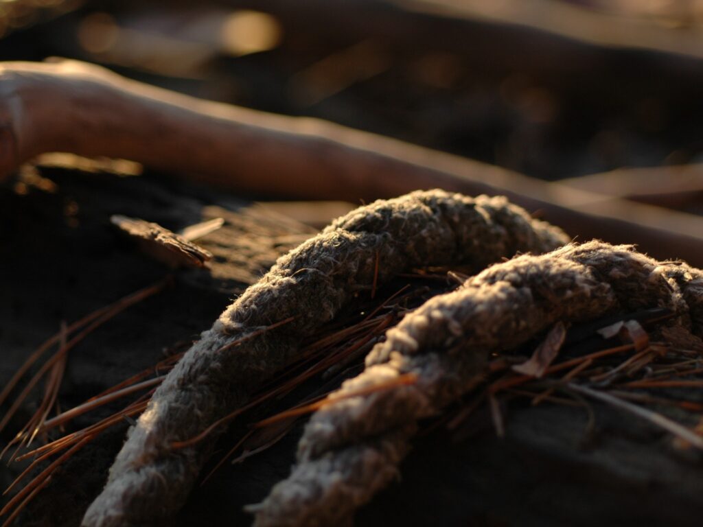 Textured Rope Close-Up in Nature: Natural Wallpaper Background