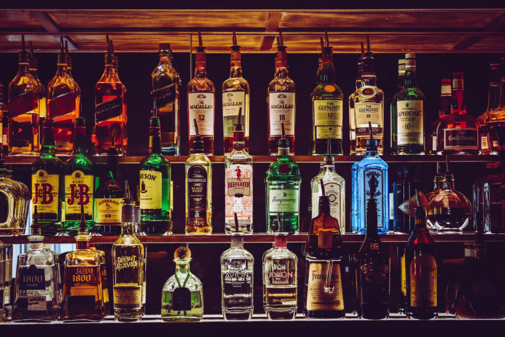 Raise a Glass: Delightful Collection of Bar's Best Sellers Wallpaper