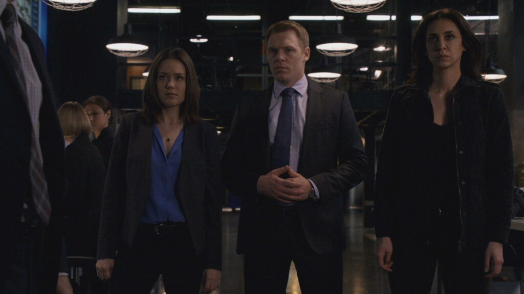 The Blacklist wallpaper with Megan Boone, Diego Klattenhoff, and Mozhan Marno in task force HQ