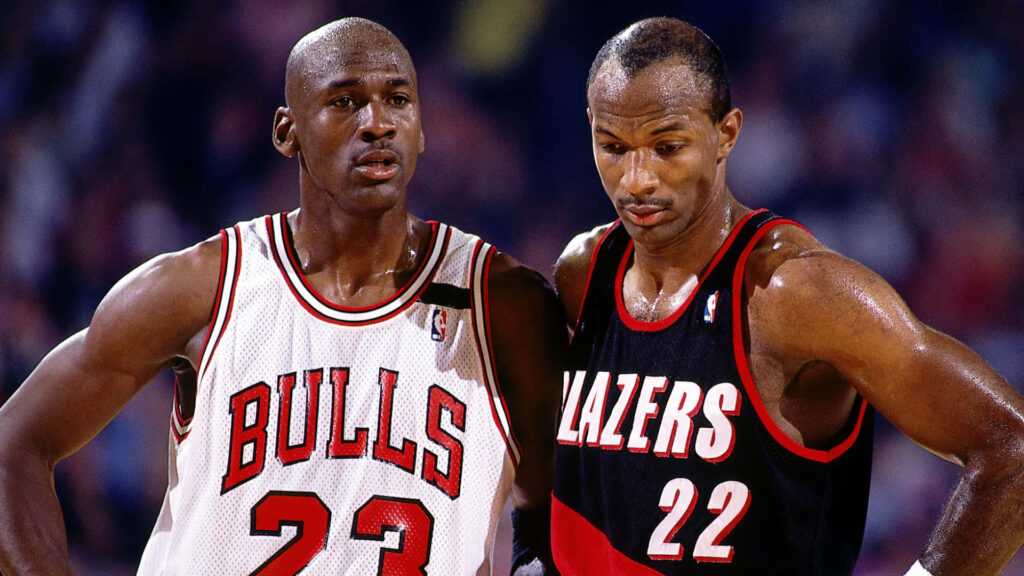 The Ultimate Showdown: Legendary Bulls vs. Blazers Wallpaper