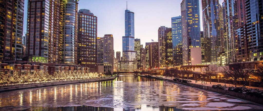 A Majestic Urban Landscape: 4k Ultra HD Capture of Chicago City's River and Towering Buildings Wallpaper