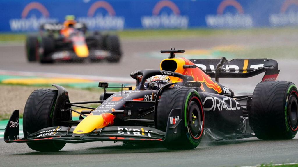 Blazing Rivals: Red Bull Racing Dominates Formula 1 Circuit in Epic Showdown Wallpaper