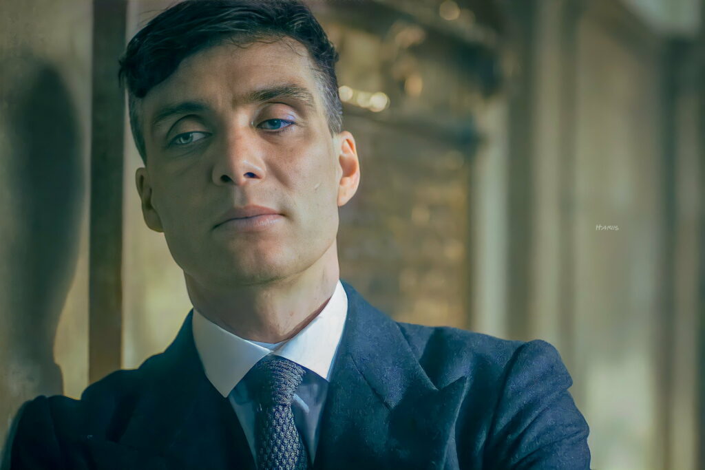 The Intense Gaze of Thomas Shelby: A 4K Wallpaper Background Photo for Peaky Blinders Fans