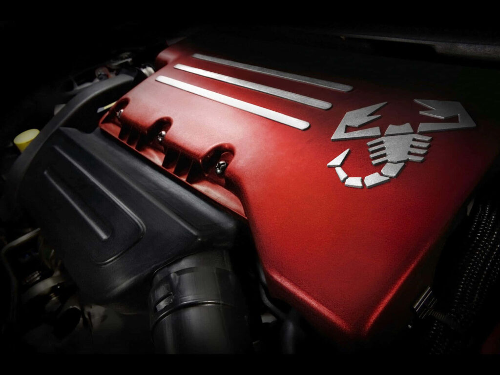 Abarth 500 Sports Car Engine Background Wallpaper