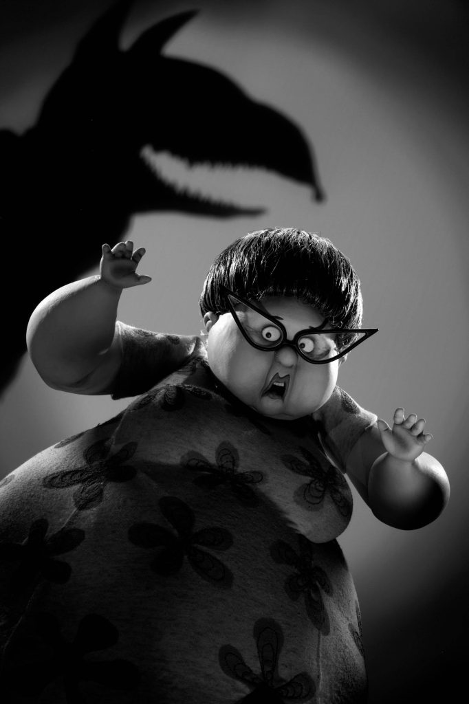 Tim Burton Frankenweenie wallpaper Bob’s Mom scared shadow creature black and white stop motion