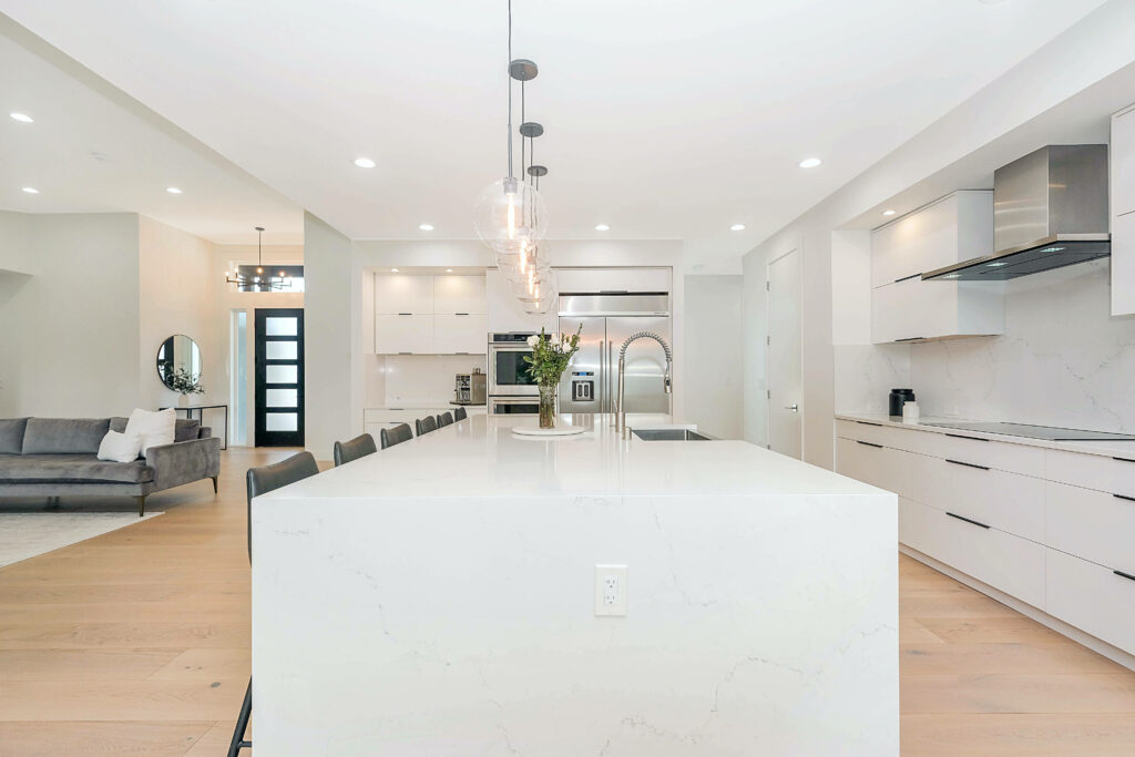 Timeless Elegance: A Fresh and Sanitary White Kitchen Wallpapered Perfection
