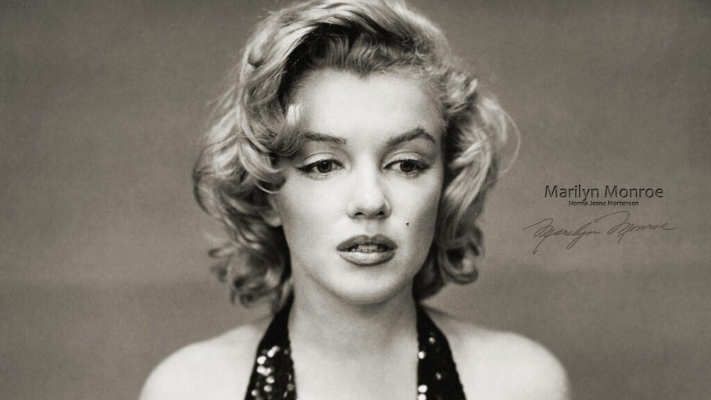 Monochrome Marilyn Monroe desktop wallpaper classic portrait showcasing timeless beauty