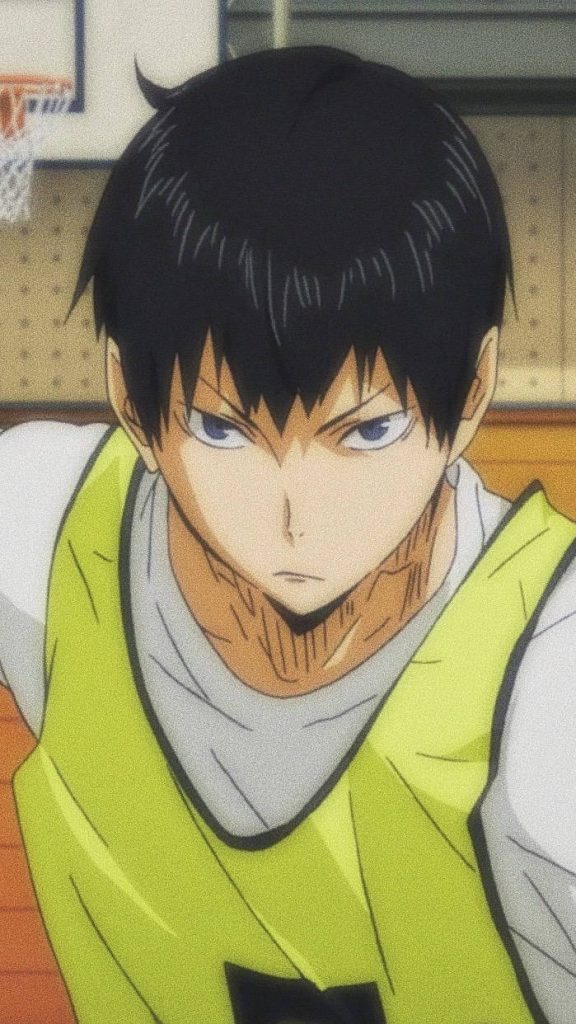 Tobio Kageyama intense game face anime wallpaper yellow bib gym Haikyu elite setter focus