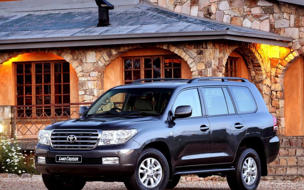 Elegant Toyota Land Cruiser 200 by Rustic Stone House - ZA-Spec Design Wallpaper