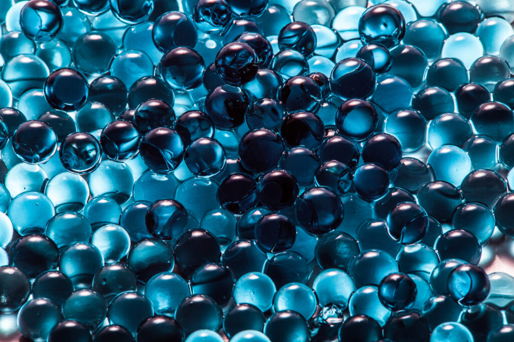 Stunning Abstract Blue Sphere Wallpaper - Captivating Light & Shadow