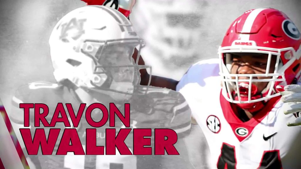 Travon Walker in Georgia Bulldogs uniform dynamic football wallpaper with bold action text