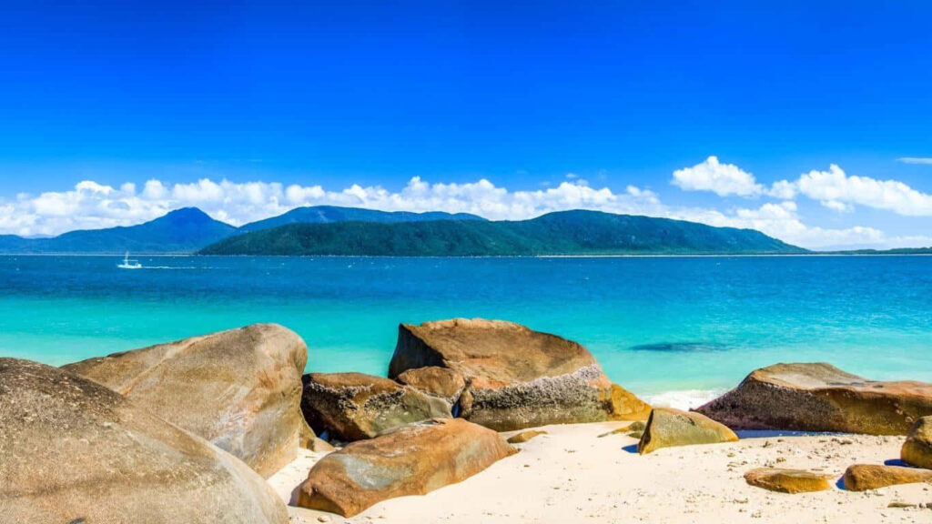 Tropical Beach Wallpaper: Serene Scene with White Sands & Turquoise Waters